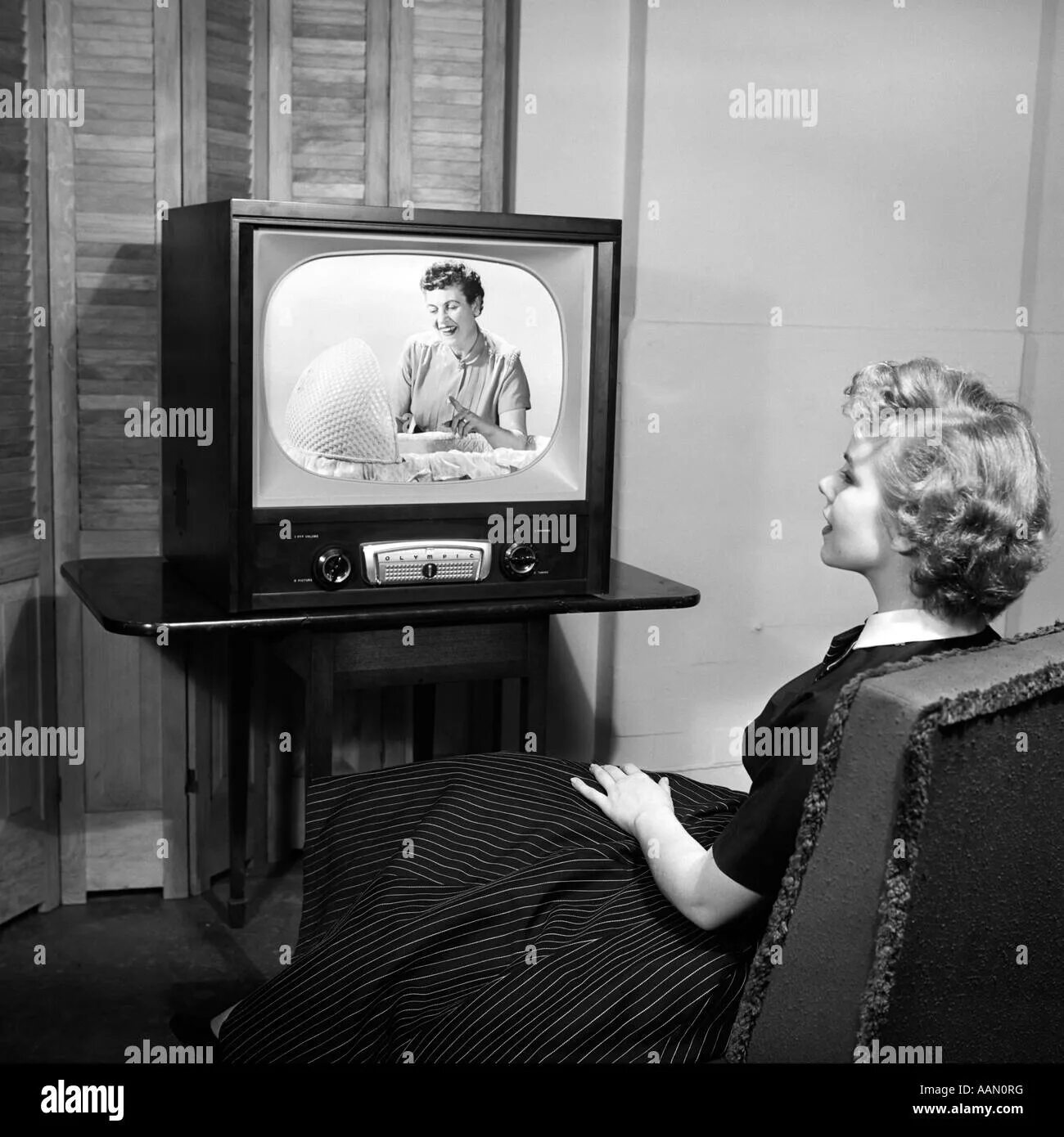 She a television. She a television. Телевизор с фильмом. She a television. She a television.