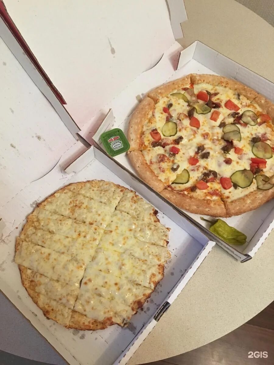 Ресторан сытый папа казань. Папа джонс ленинский проспект 156. Казань пап. Пиццерия папа джонс казань. Казань пап.