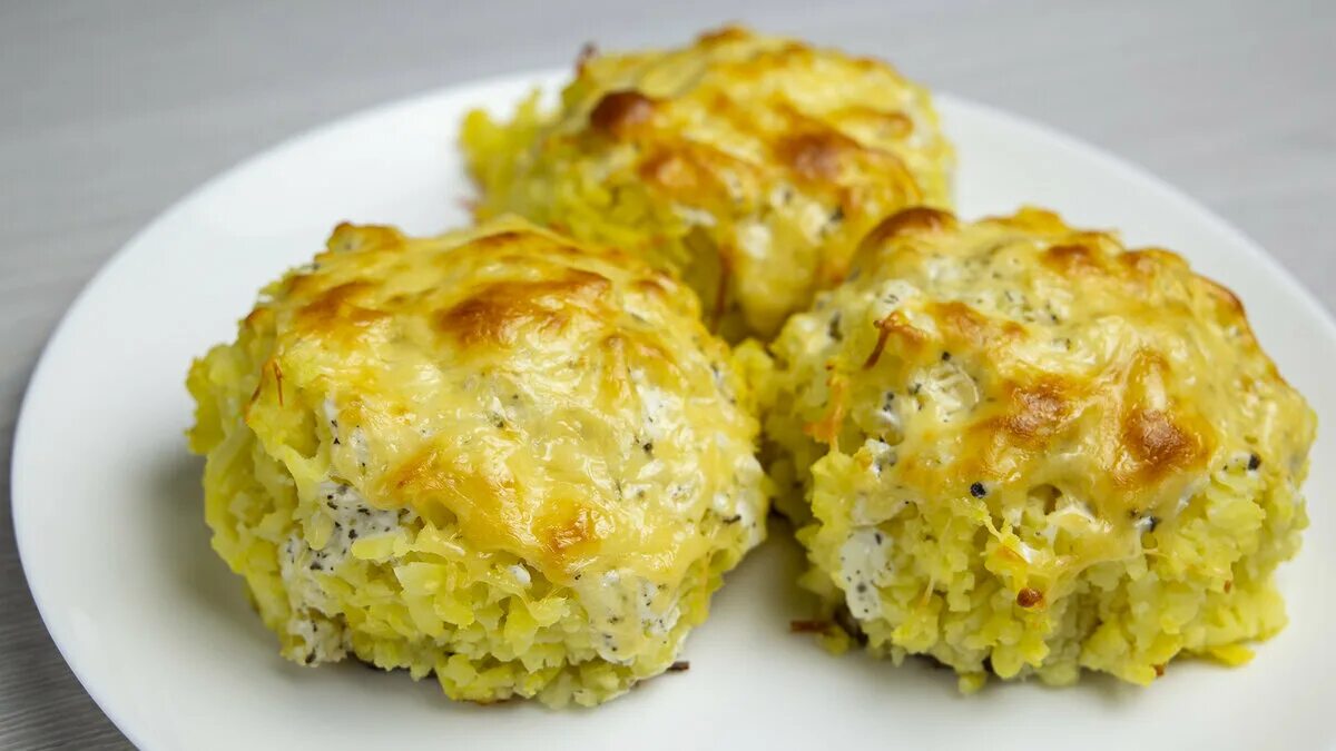 Мясные стожки из фарша с картофелем и сыром. Стожки пошагово. Стожки пошагово. Стожки пошагово. Картофельные стожки.