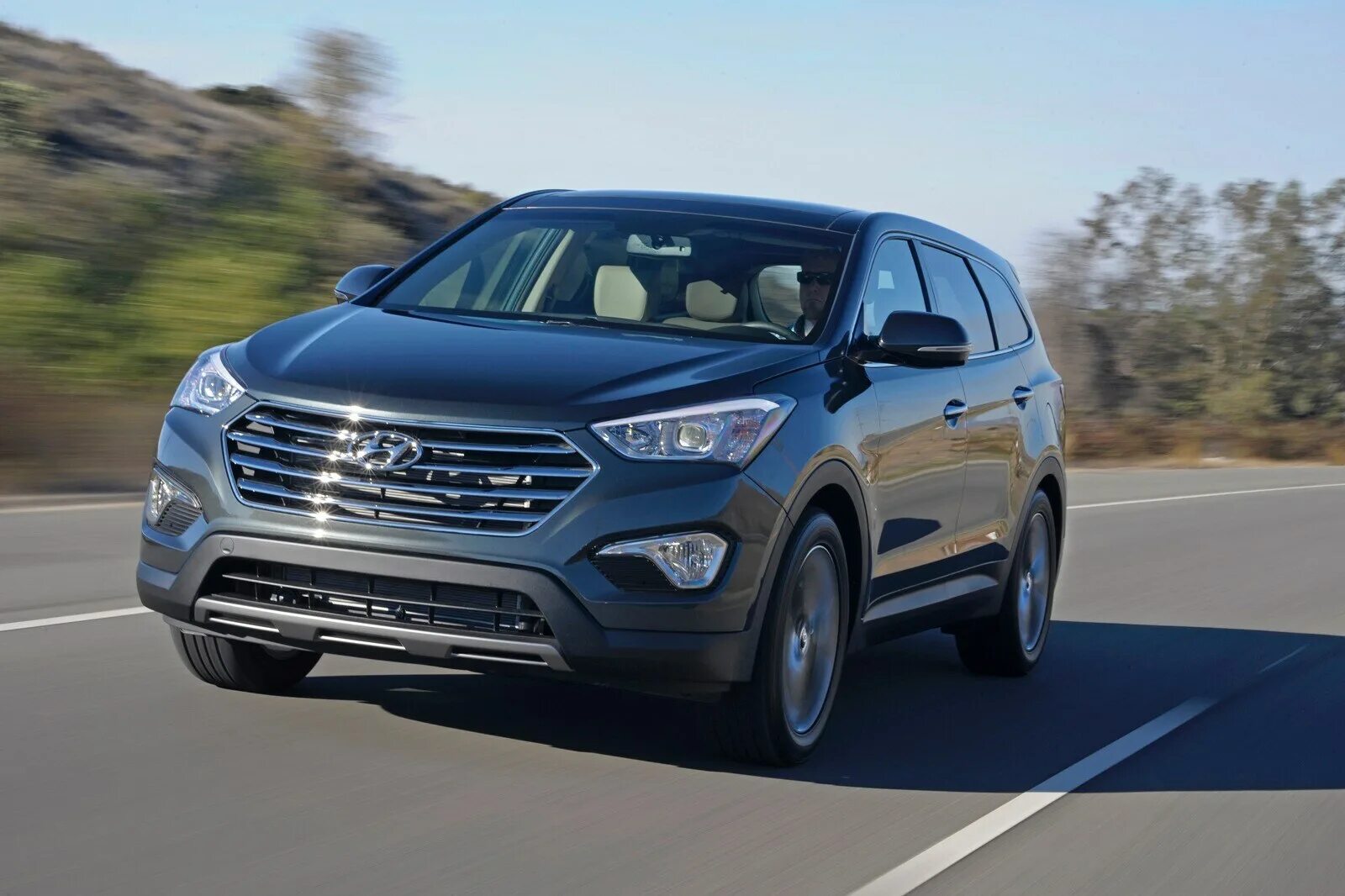 Хендай семиместный. Hyundai Santa Fe 2013. Хендай Санта Фе 2013. Hyundai Santa Fe 2012. Кроссовер Хендай Санта Фе.