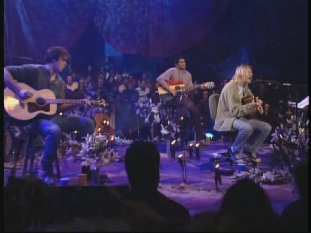 Nirvana mtv unplugged. Нирвана МТВ концерт Unplugged. Концерт нирваны анплаггед. Nirvana акустический концерт. МТВ анплаггед Нирвана.