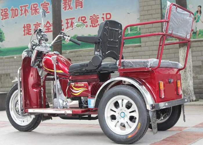 Китайский трицикл-мопед (трехколесный мопед) Baiyangdian byd50qzc. Грузовой трицикл Хонда 1960x. Трицикл mh666p. Трицикл Тесла.