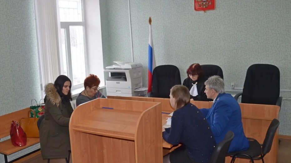 Сайт семилукского районного суда воронежской. Павловский суд Воронежской. Лискинский районный суд. Лискинский районный суд Воронежской. Районный суд Лиски.