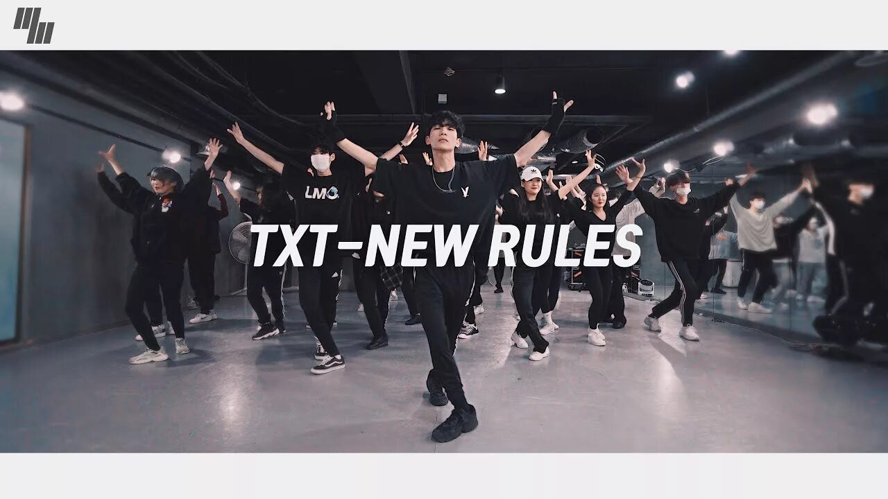 Txt studio. New Rules txt обложка. LJ Dance Studio участники. Txt New Rules.
