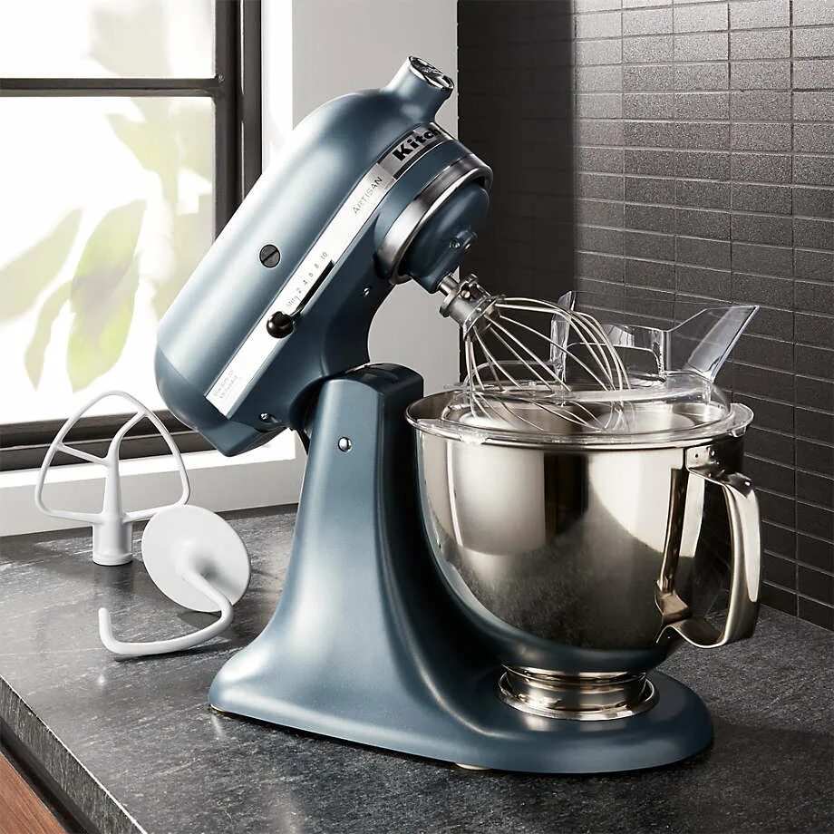 Kitchenaid artisan. Кухонный миксер kitchenaid это. блендер kitchenaid artisan 5ksb5553eer. kitchenaid миксер мясорубка блендер. kitchenaid 5khbbv53eer.