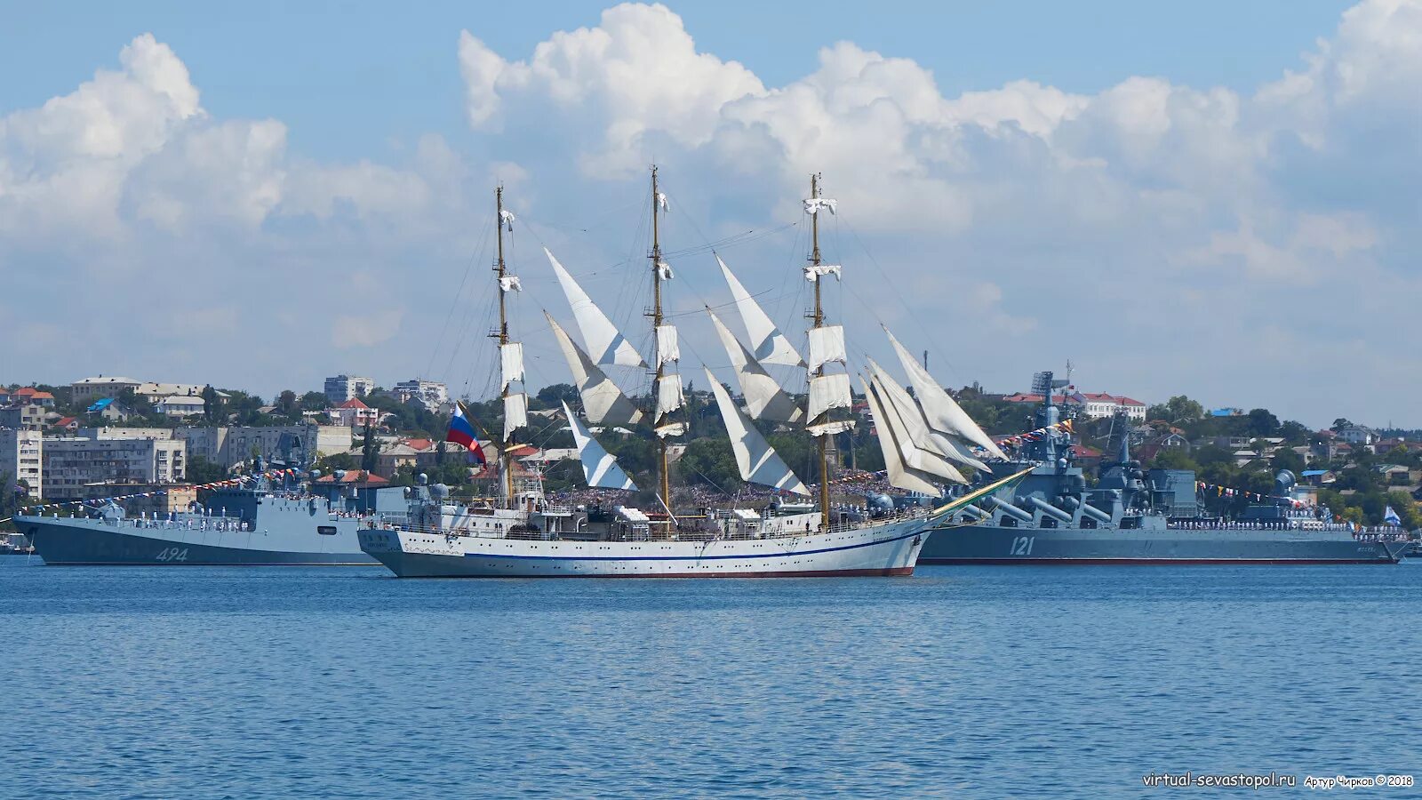 Парусник Херсонес. ВМФ В Херсонес. Барка Херсонес. Фрегат севастополь