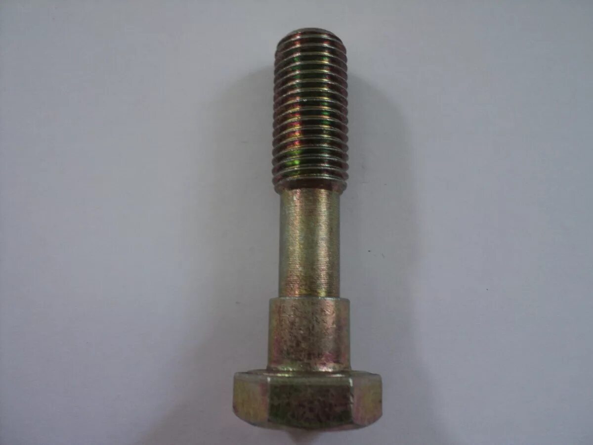 Болт вариатора lifan 2v80f. Болт вариатора сафари для двигателя лифан. Болт вариатора сафари для двигателя лифан. Болт крепления вариатора сафари. 25.