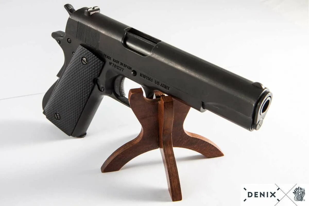 Кольт 45 калибра. Кольт m1911. Кольт 45 калибра пистолет. Пистолет Colt m1911a1. Colt 1911 m45.