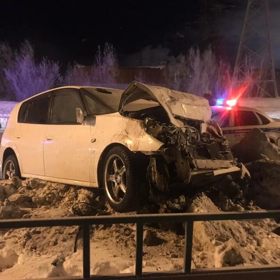 22. В радужном хмао дтп уаз тюменьэнерго. Город нижневартовск чп. Новости нижневартовска на сегодня происшествия последние. Новости нижневартовска на сегодня происшествия последние.