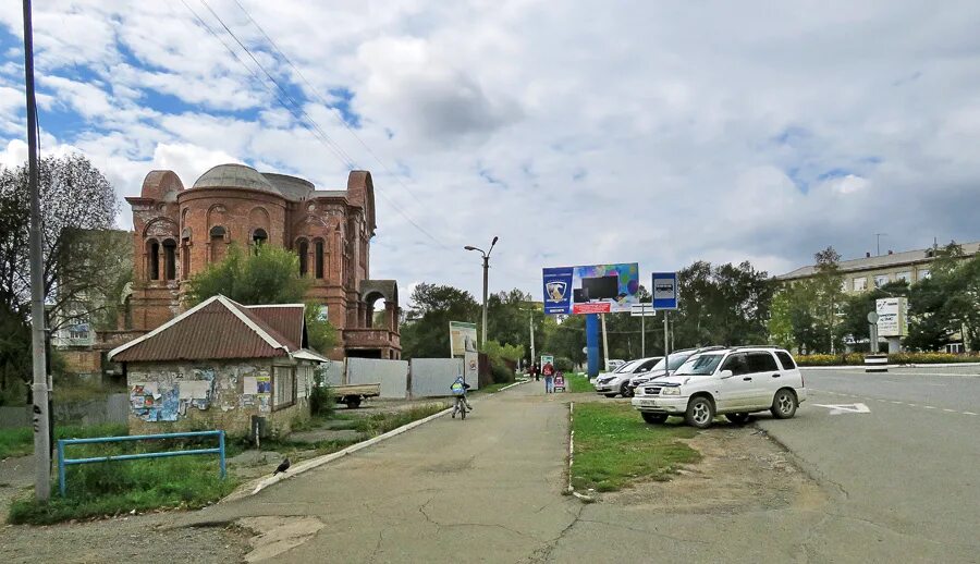 Храм апостола петра большой камень. Храм в большом камне. Город большой камень церковь. Храм в большом камне. Храм находка приморский край.