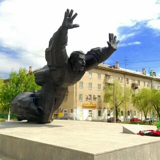 Памятник паникахе