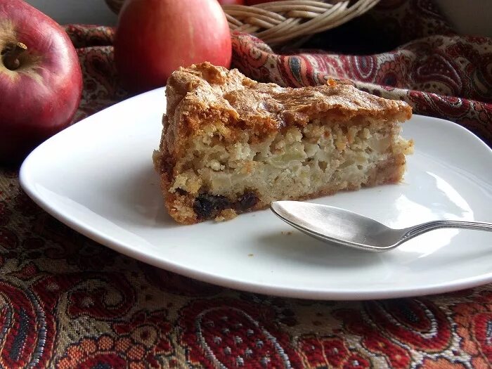 Пирог яблоки Геркулес. Пирог с яблоками и овсянкой. Овсяный пирог с яблоками. Пирог с овсяными хлопьями. Пирог из овсяной муки