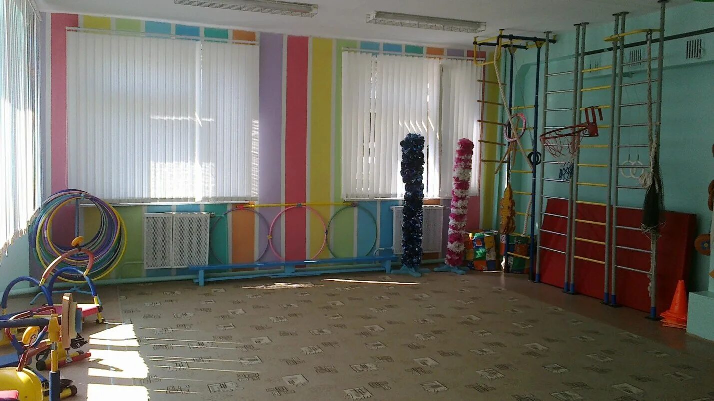 Оборудование для спортивного зала в детском саду. Физкультурный зал в детском саду. Спортивный зал в доу. Спортивный зал в детском саду. Физкультурный зал в детском саду.
