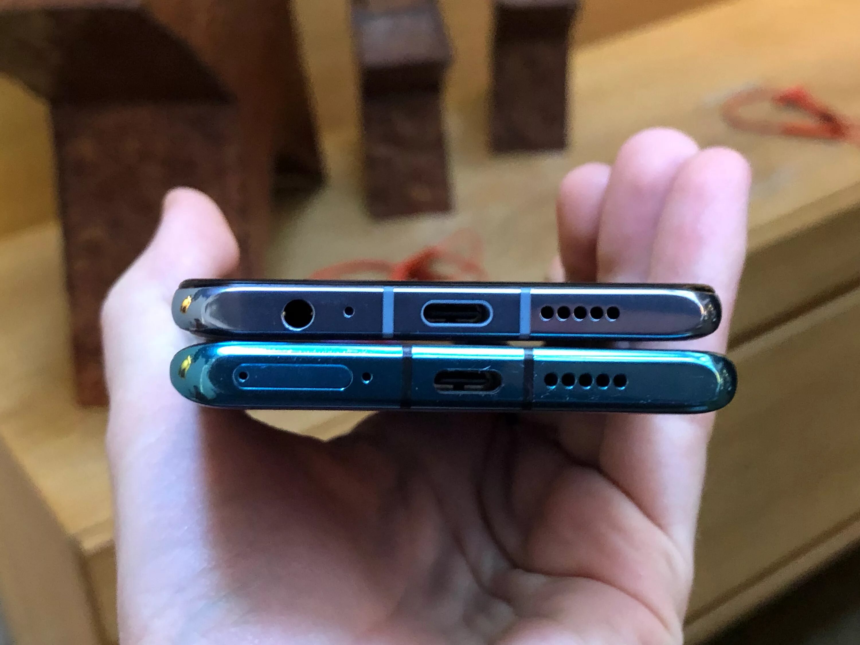 Huawei p30 Pro разъём. Разъем Хуавей п 30 про. Huawei p30 Pro динамик. Huawei p30 Pro копия. Сравнение huawei p30