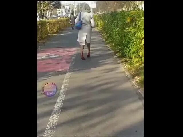 Песня а я иду такая вся