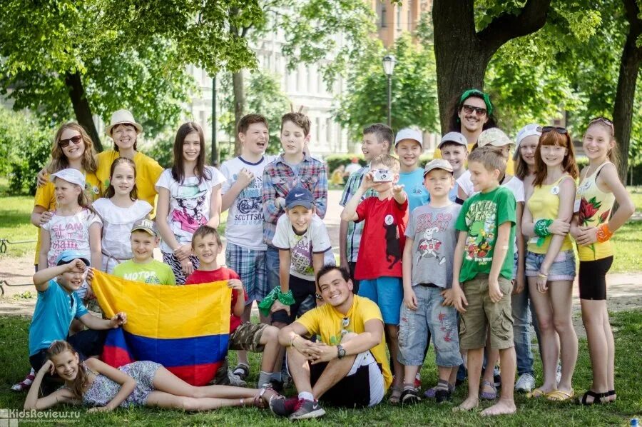 Дневной городской лагерь спб. Городской лагерь Санкт Петербург. Летний лагерь СПБ. Детский городской лагерь в СПБ. Лагерь в Санкт-Петербурге лето.