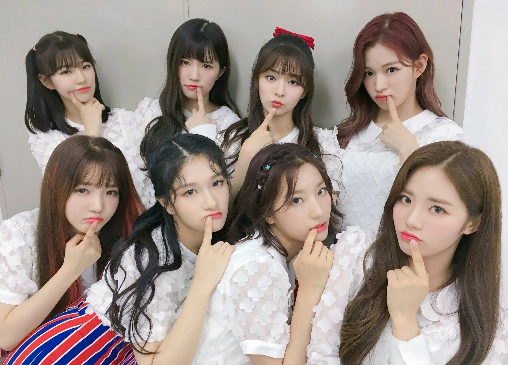 Груп ли. Группа fromis 9. Фромис участницы. Группа fromis 9 участницы. Фромис найн участницы.