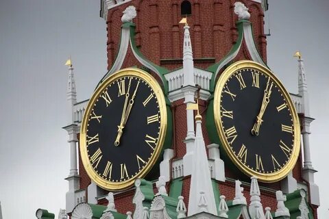 Часы москва минск