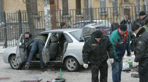 Взрыв машины в Санкт-Петербурге. В Санкт Петербурге взорвали машину. 10 ноября 2008