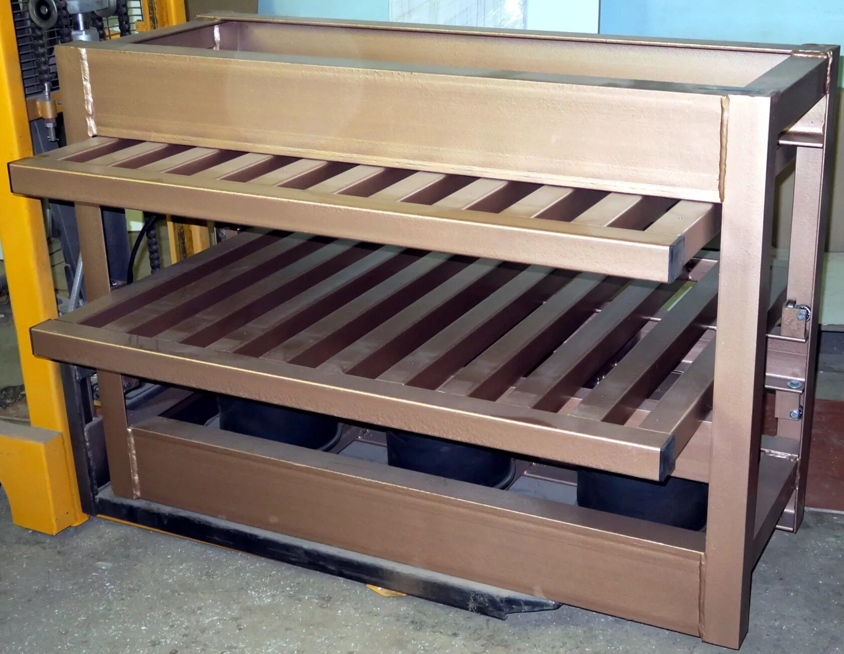 прессы для шпона. пресс для шпона 1200мм. прессы для шпона. горячий пресс мн3848х100т. прессы для шпона.