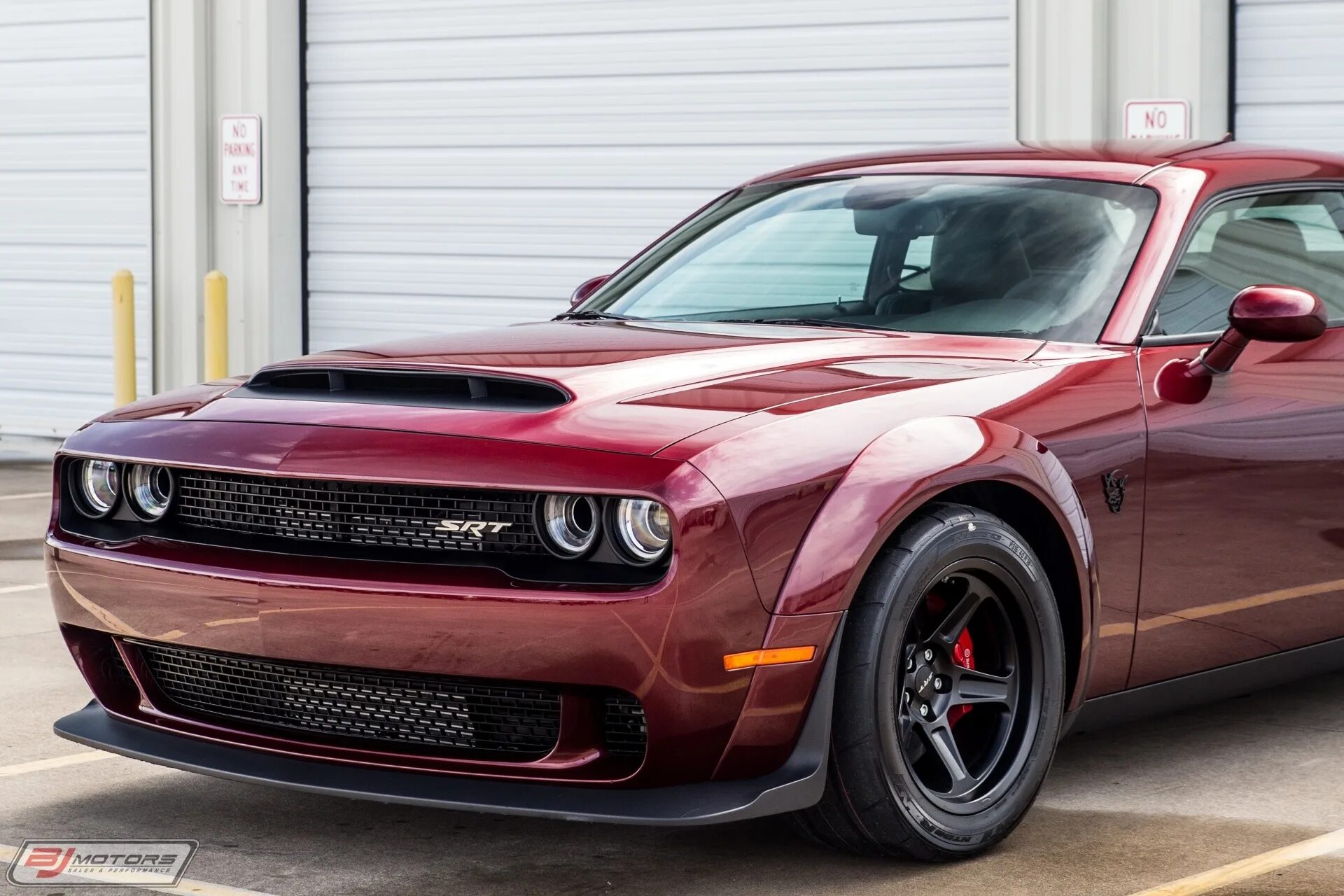 Додж челленджер 2018. Dodge Challenger srt 2018. Додж СРТ демон. Додж Челленджер демон. Додж Челленджер СРТ демон 2021.