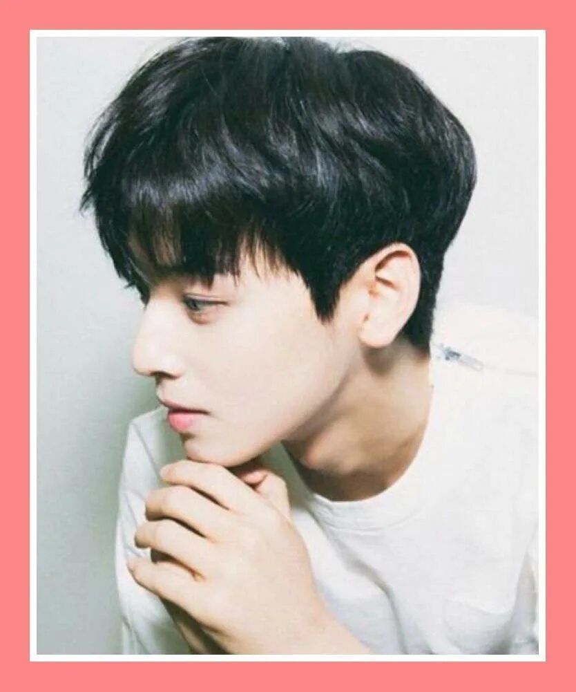 джексон ванг прическа. корейские стрижки кпоп. тэмин профиль. Key shinee пирсинг. Key shinee 2020.