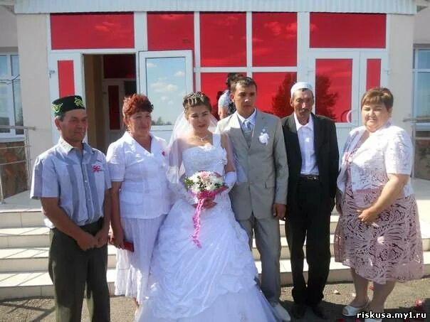 Туй бара