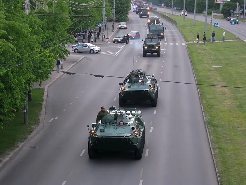 Калининград Военная техника. Выставка военной техники в Калининграде. Выставка танков в Калининграде. Видео передвижение