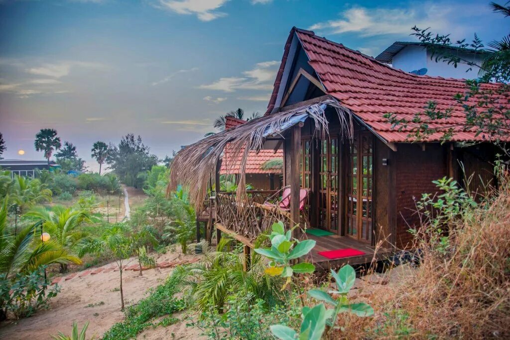 Naga cottages 2 индия морджим. Эко коттедж гоа. Гоа коттедж. Country view cottage guesthouse южный гоа. Гоа бунгало.