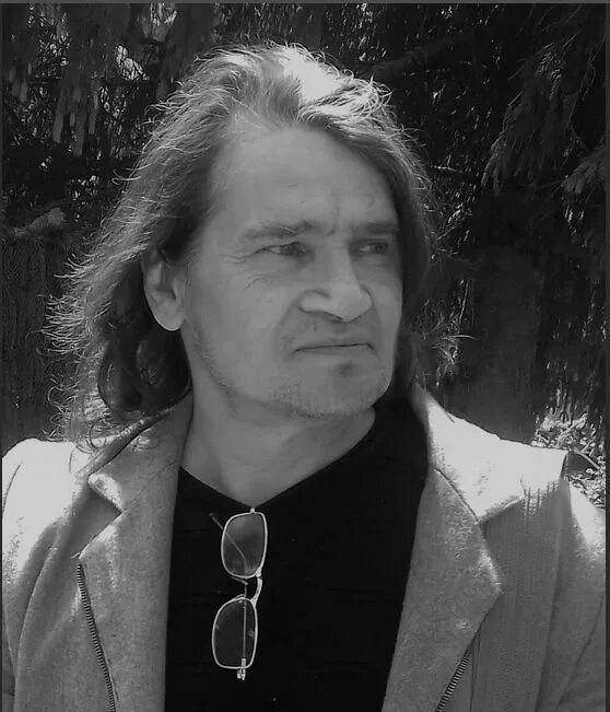 Влад селецкий поэт биография википедия личная жизнь Не обойдётся. зря медведя разбудили." Влад СЕЛЕКЦИЙ