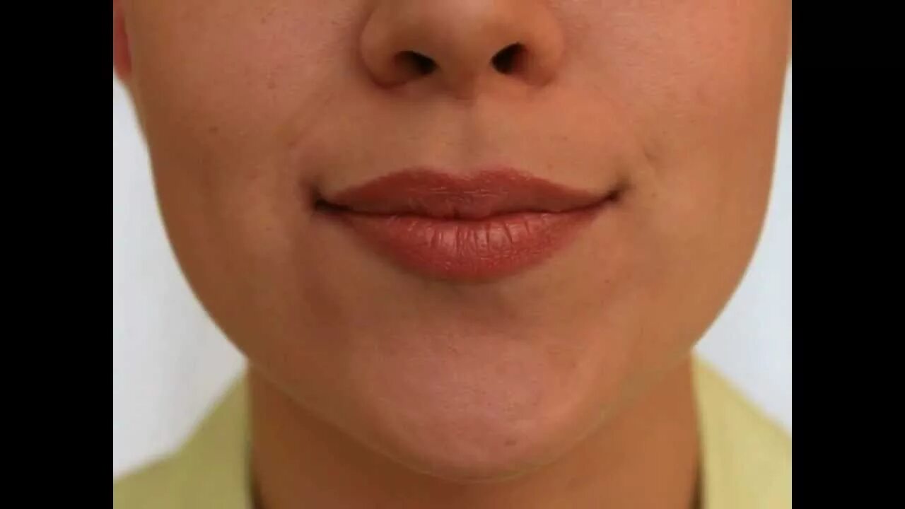 Смотрю на нее не смыкая