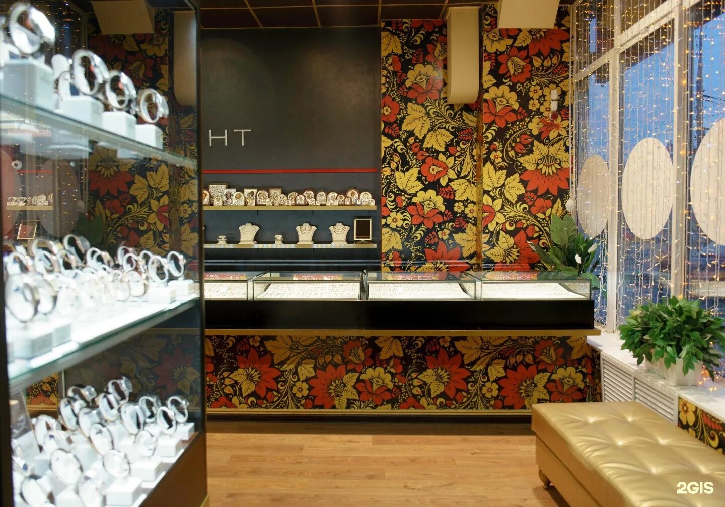 ювелирные магазины йошкар-ола. продавцы магазина яхонт. ювелирные магазины йошкар-ола. яхонт ювелирный магазин. ювелирный магазин йошкар оле яхонт.