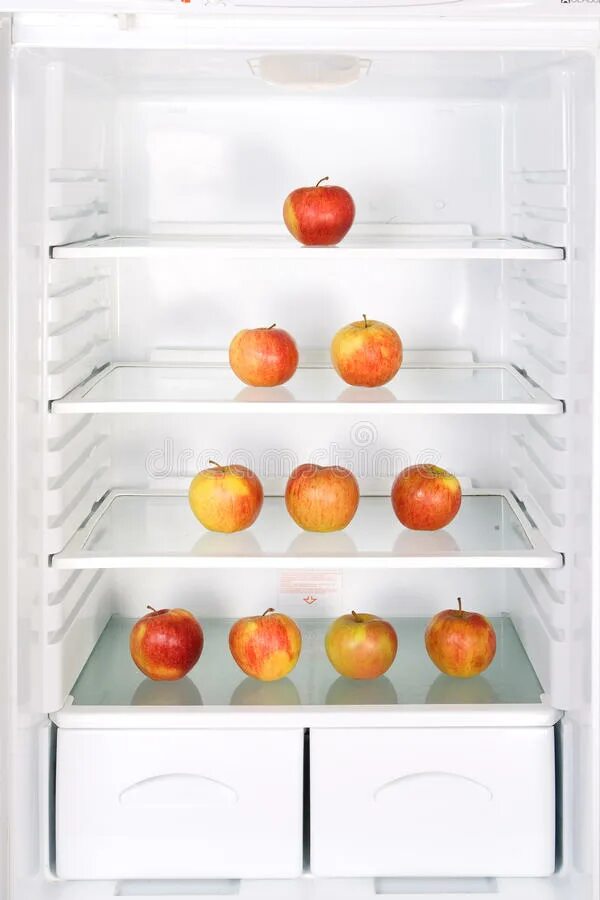 2 apples in the fridge