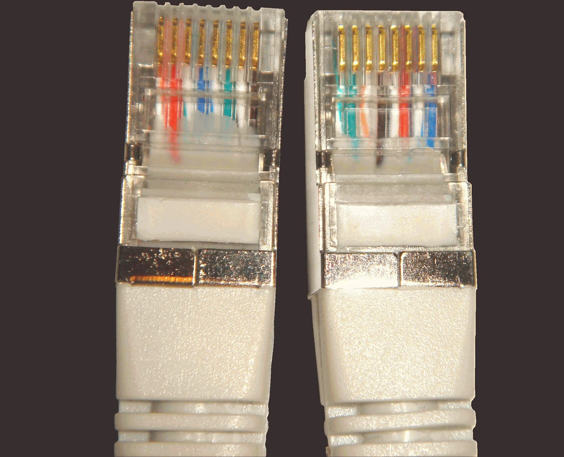 Обжатый сетевой кабель. Rj45 кабель обжим кросс кабель. Crossover кабель Ethernet. Ethernet Crossover Cable. Crossover rg45.