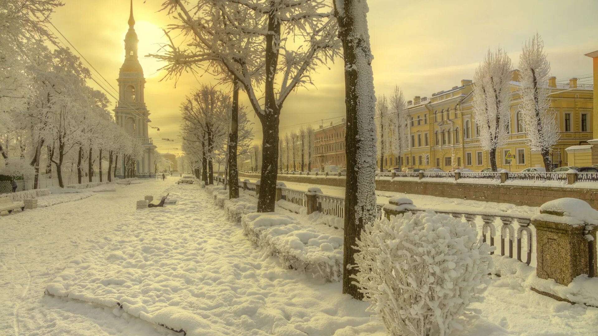 Города где зимою. Санкт-Петербург Крюков канал зима.