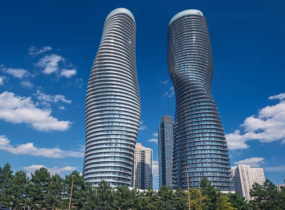 Absolute World Towers в Онтарио. Absolute World, Миссиссауга, Канада. Башни Абсолют Торонто. Башня революции Панама-Сити.