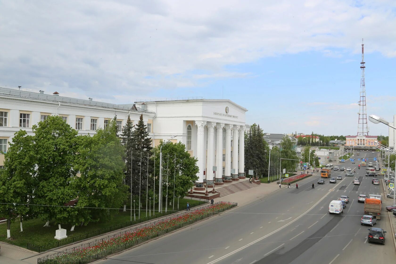 Сайт бгу уфа. БГУ университет Уфа. Здание БГУ Уфа. БГУ главный корпус Уфа. Главный корпус башкирского государственного университета.