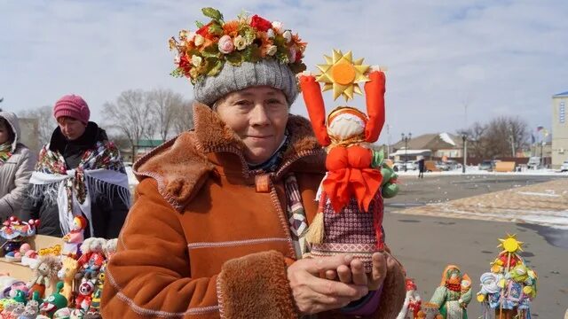 Масленица отворяй ворота. Ворота на Масленицу. Грачевка Масленица.