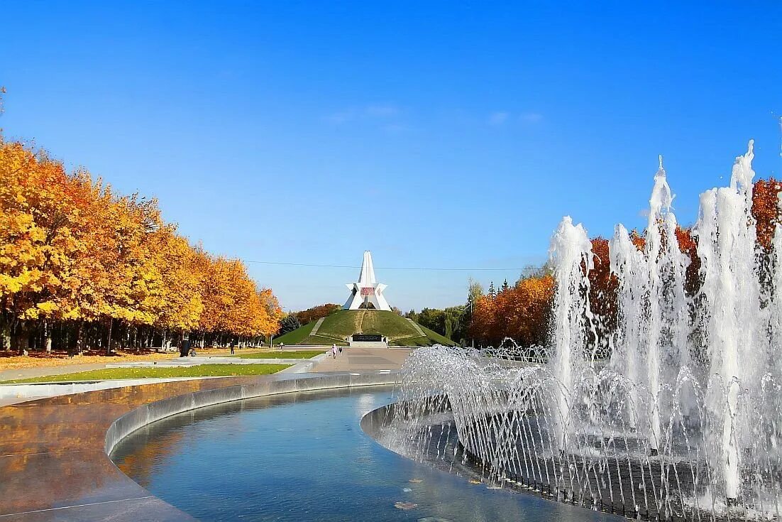 Город Брянск. Курган бессмертия Брянск. Брянск центр города. Современный Брянск. Погулять брянске