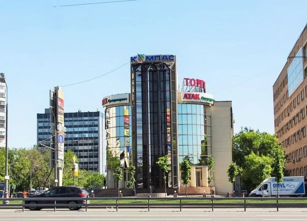 Торгово-развлекательный центр Компас Арендатор ру коммерческая недвижимость