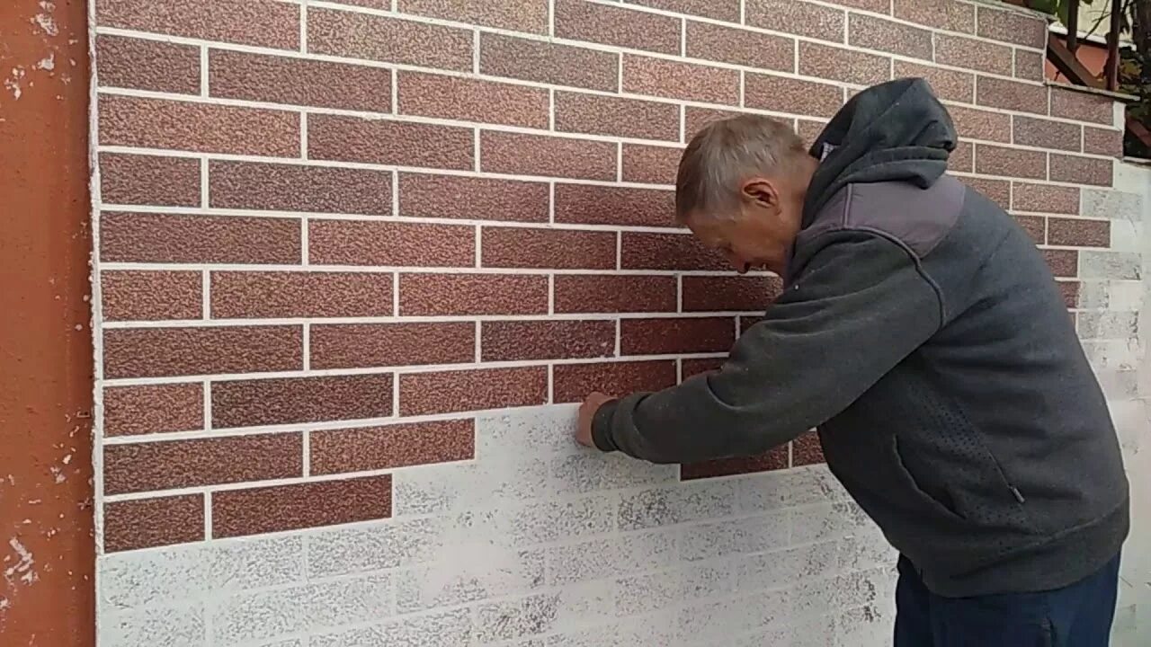 Кирпич на сетке видео. Амк фасадная система цоколь. амк гибкий кирпич. фасадная система амк под кирпич. амк фасадная система 100.