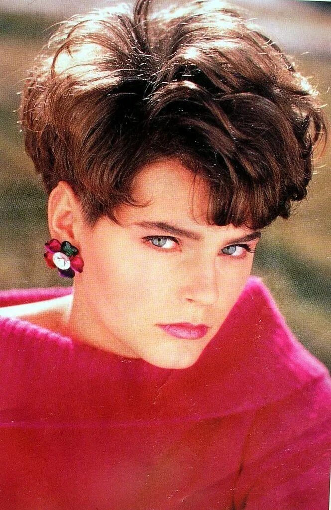 sweet girl 80s short hair, Short hair cuts, 80s hair