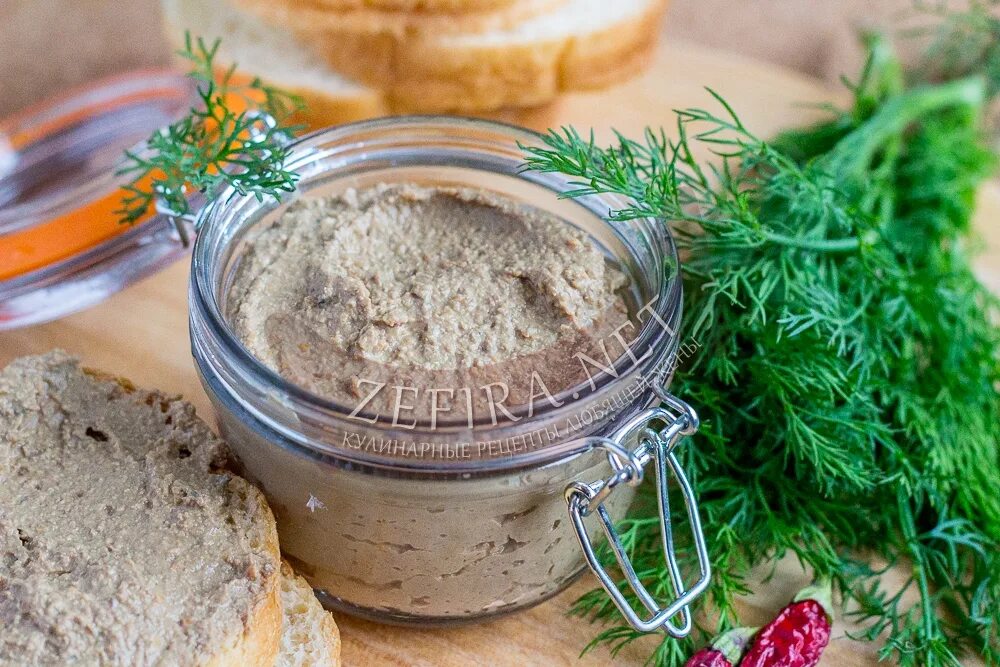 Куриный паштет с морковью и луком. Куриный паштет с укропом. паштет из печени с морковью и луком. паштет из зеленой гречки. паштет из печени на зиму.