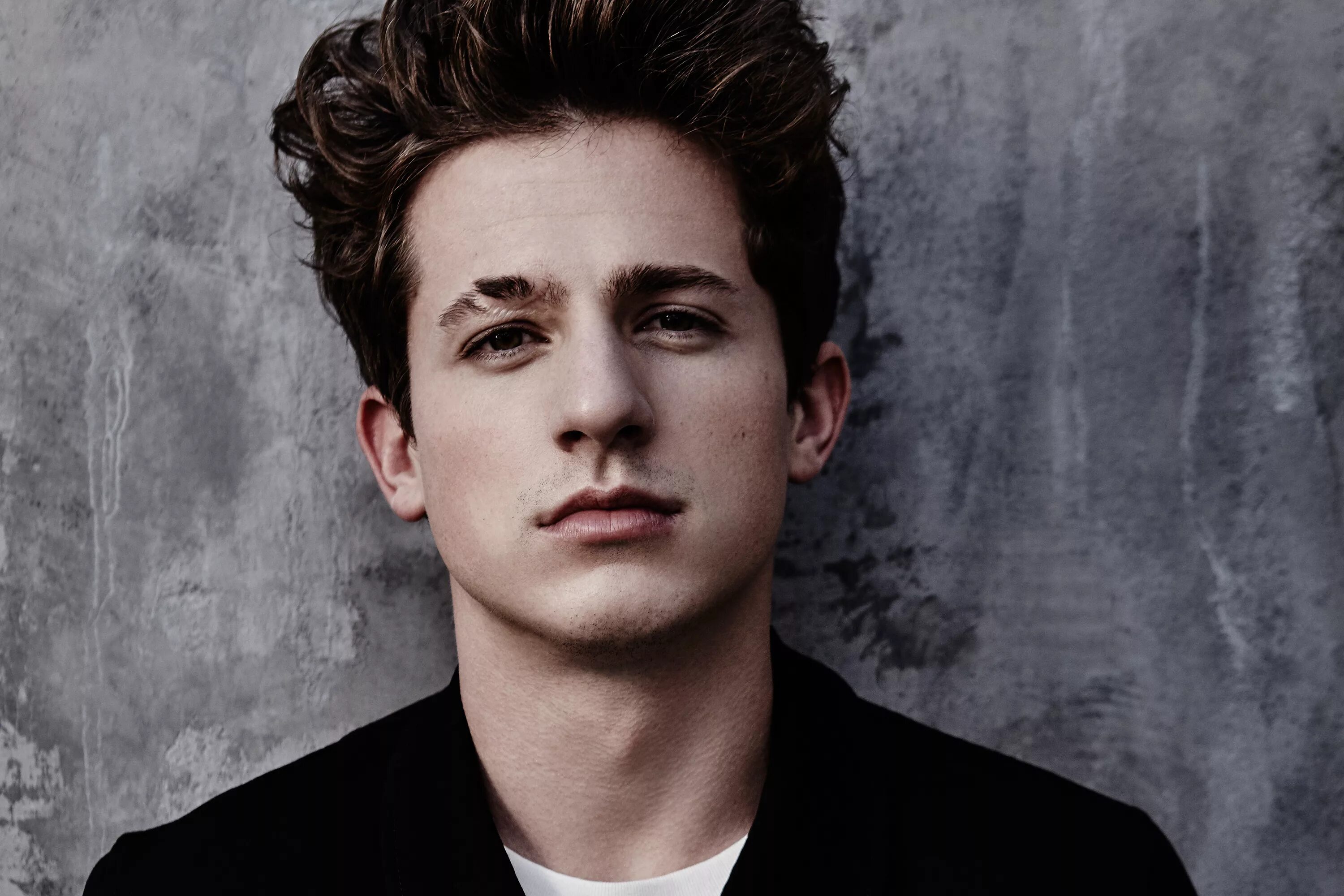 Charlie puth how. Charlie puth. charlie puth charlie. чарли пут фото. charlie puth 2025.