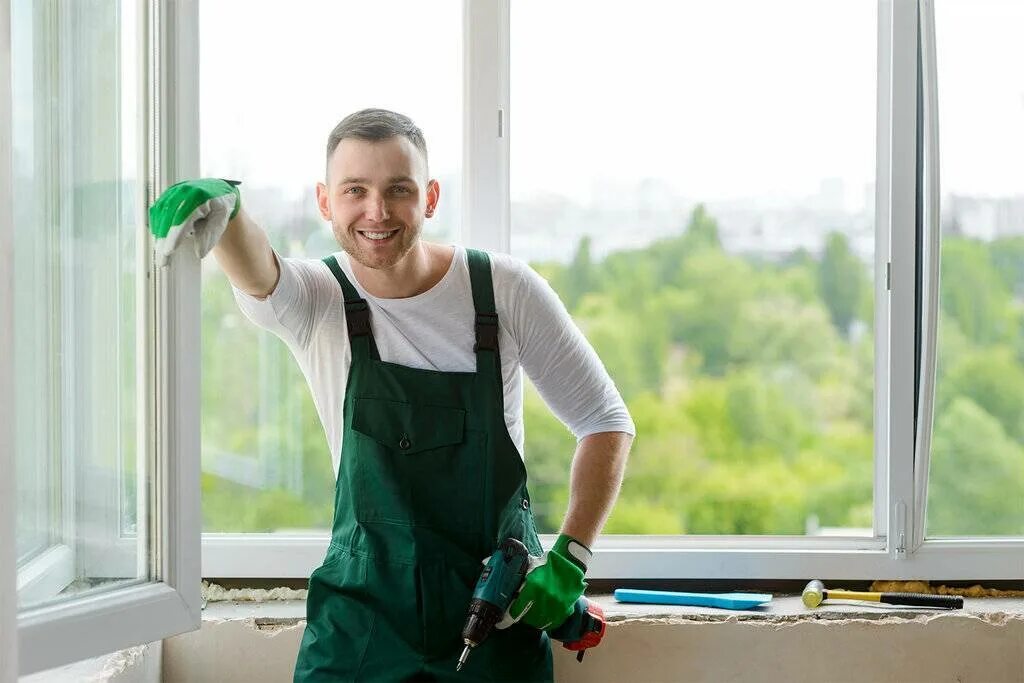 Пластиковое окно. Качественная установка пластиковых окон. Герметизация пластиковых окон. Монтажник пластиковых окон. Установщик пластиковых окон.