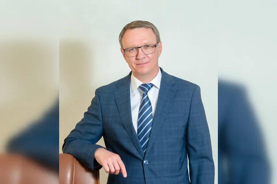 Глава города отрадный. Глава города отрадный