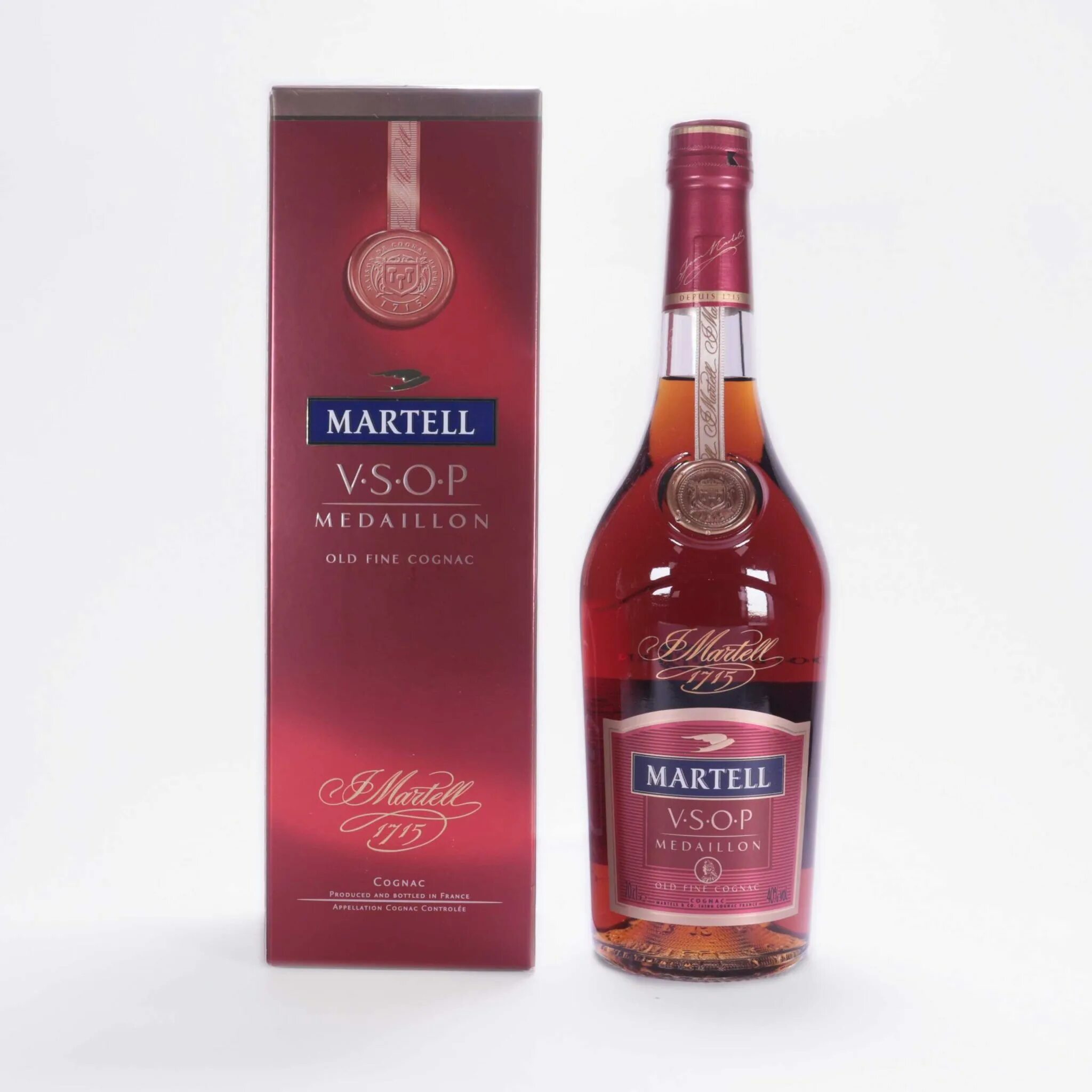 Мартель ВСОП. Martell VSOP Medaillon old Fine Cognac 1715. Коньяк Martell VSOP Medaillon. Мартель VSOP Medaillon. Martell vsop 0.7