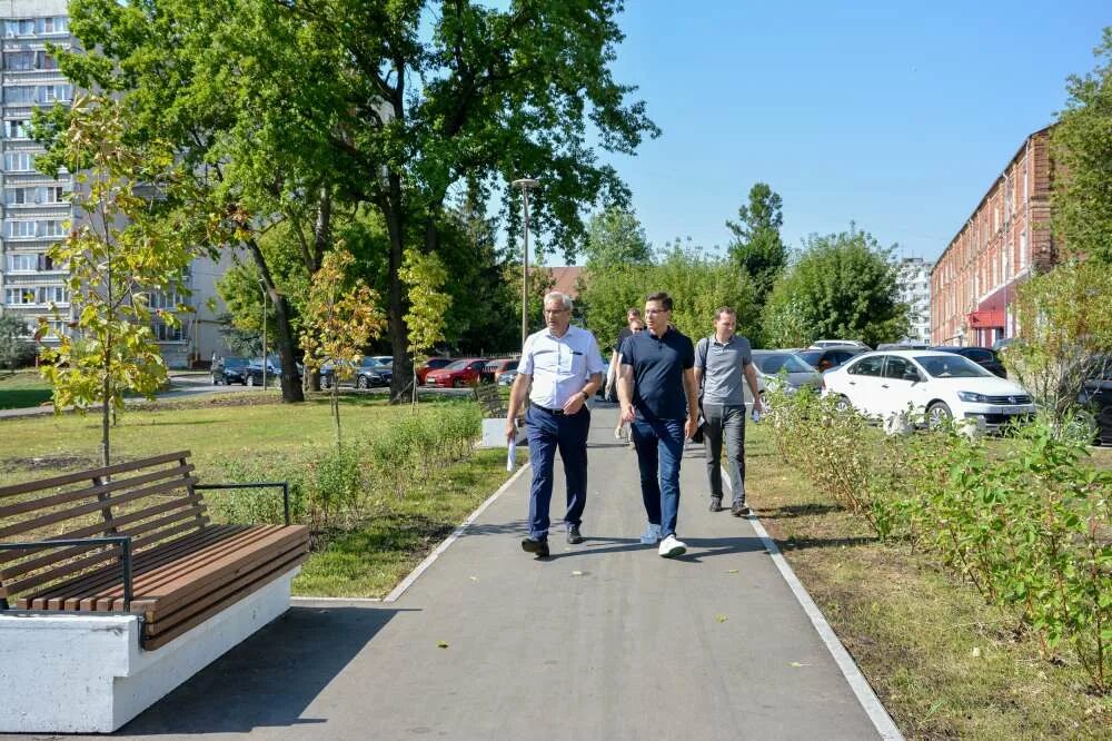 Формирование городской среды нижний новгород. Сквер им Воротынского Нижний Новгород. Общественная территория сквер в Ленинском районе Нижний Новгород. Нижний Новгород Ленинский благоустроят. Нижний Новгород благоустройство люди.