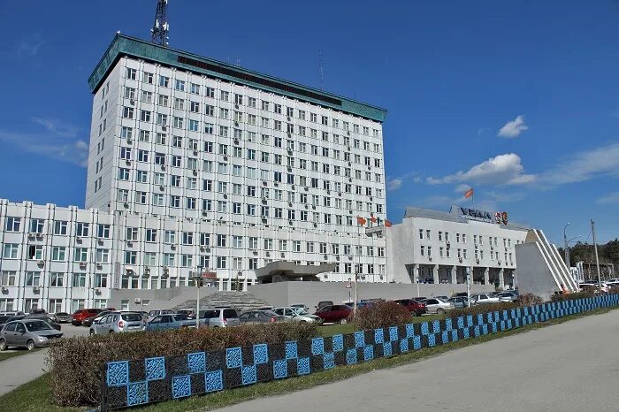 На автозаводе "УРАЛ" вновь подняли зарплаты сотрудникам