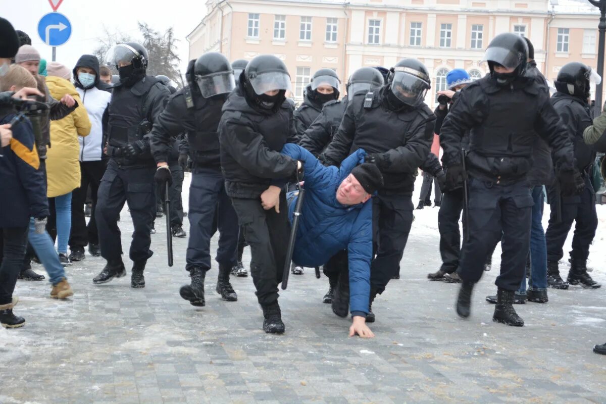 Националистическое движение «проект штурм». Погромы рынка Ясенево 2001. Погром на рынке в Ясеневе.